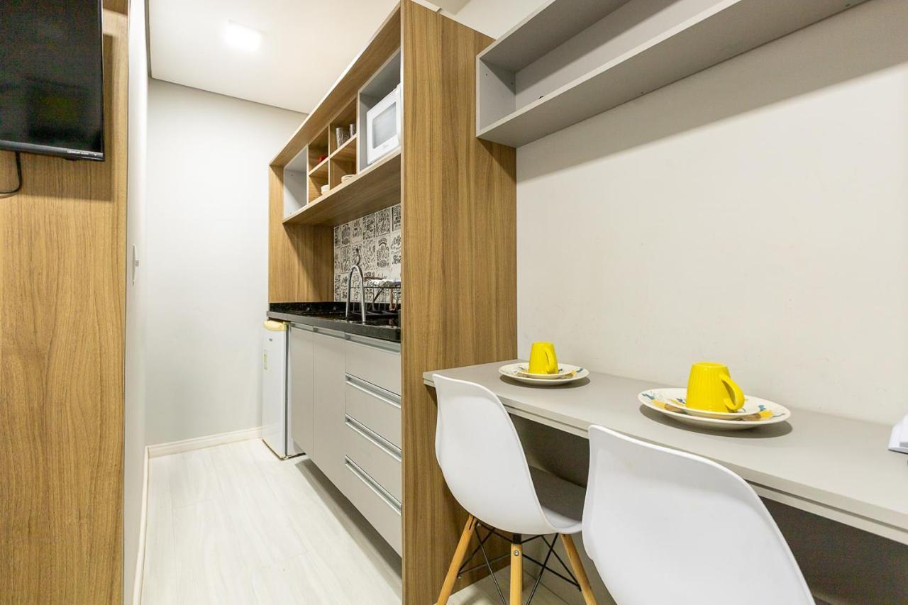 09- Studio Lindamente Decorado! Ideal Para Casal!!! 库里提巴 外观 照片