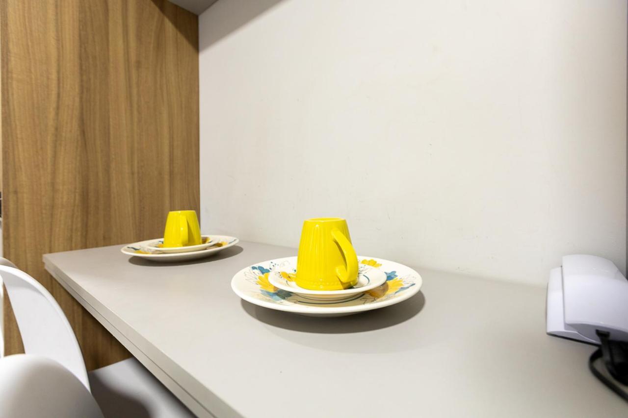09- Studio Lindamente Decorado! Ideal Para Casal!!! 库里提巴 外观 照片